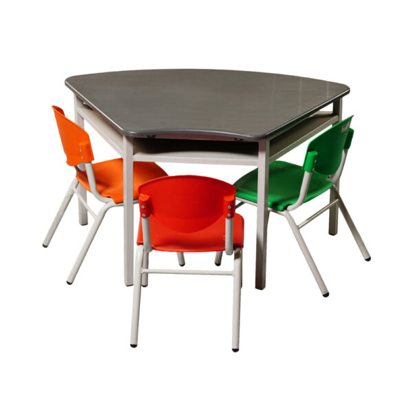 Mesa Trapezoidal Preescolar con 3 sillas (Manual Ministerio de Educación) - Image 2