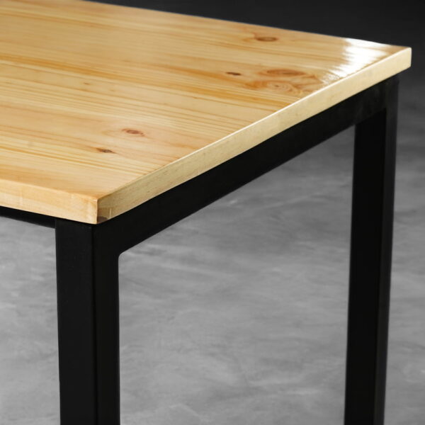 Mesa Cuadrada en Pino - Image 4